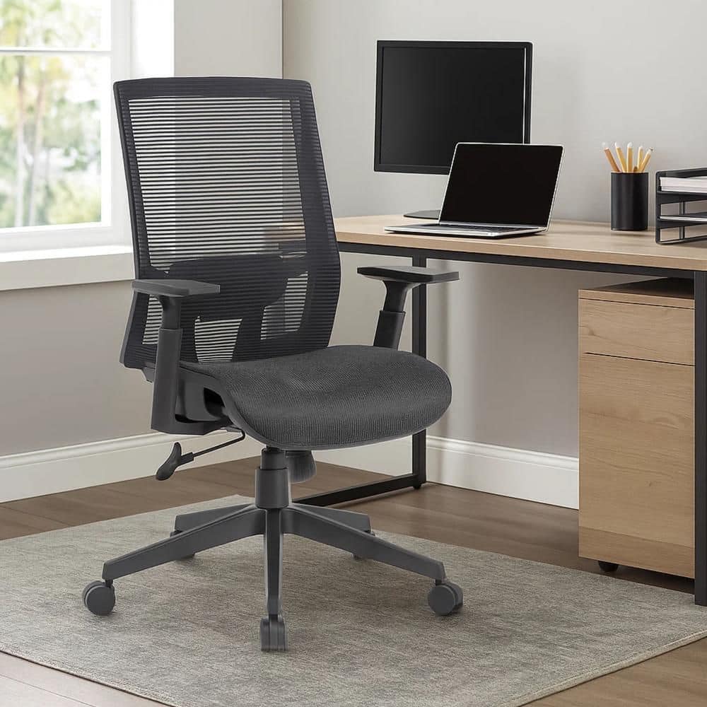 Mesh Swivel Task Chair in Black Arms