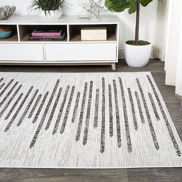 White Polypropylene 5 ft. x 8 ft. Stripe Geometric Indoor/Outdoor Area Rug