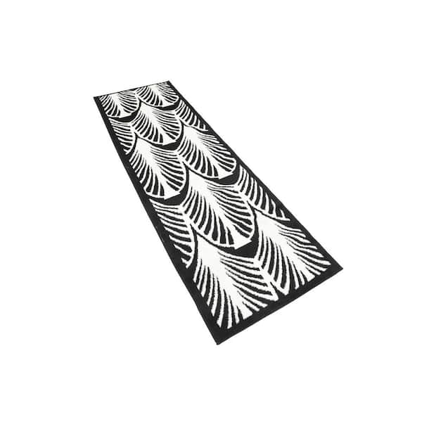 Metro Zebra Black 2' 0 x 6' 7 Runner Rug