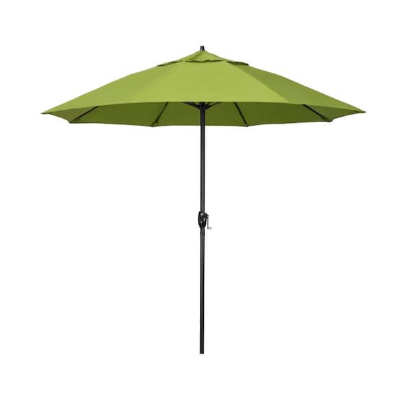 California Umbrella 7.5 ft. Bronze Aluminum Market Patio Umbrella with Fiberglass Ribs and Auto Tilt in Macaw Sunbrella