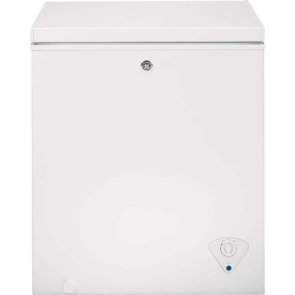 GE Garage Ready 5.0 cu. ft. Manual Defrost Chest Freezer in White