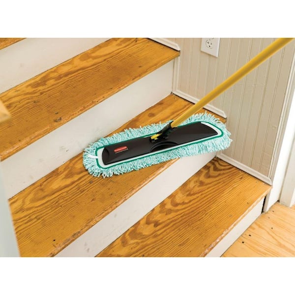 18 in. Microfiber Flat Mop Kit