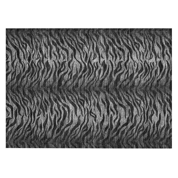 Chantille Machine Washable Indoor/Outdoor Abstract ACN2925 Black 2 ft. x 3 ft. Accent Rug