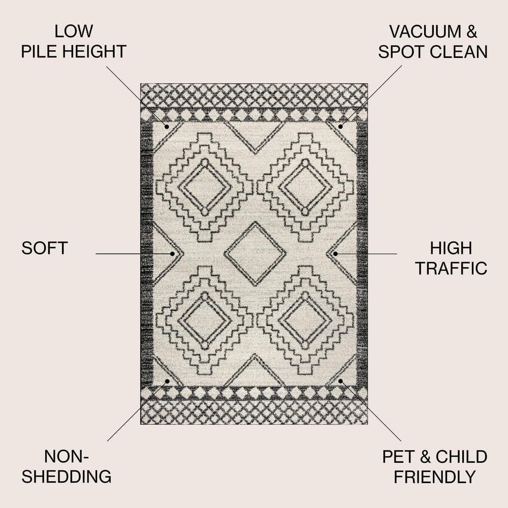 Amir Moroccan Cream and Black Geometric 4' x 6' Rug